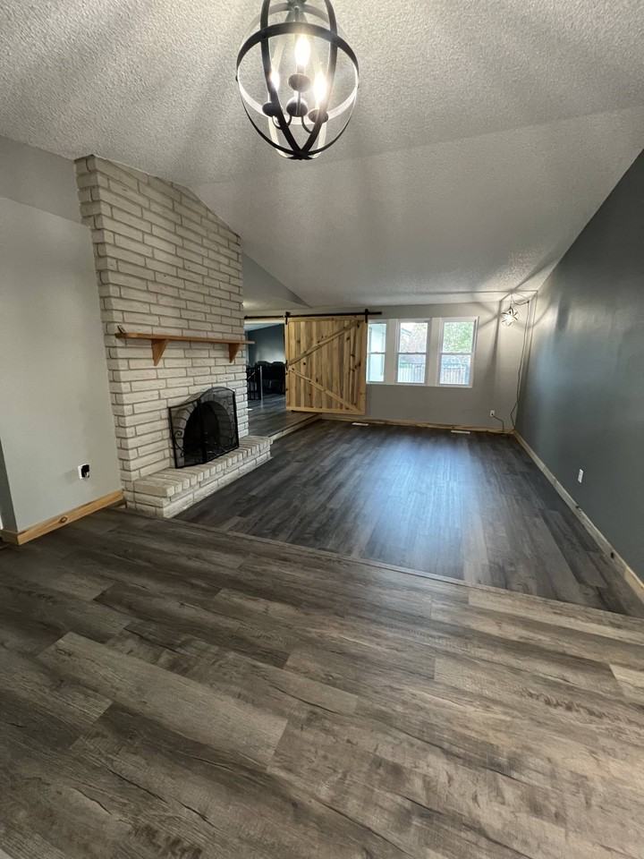 100 Hills West Way #1 - Photo 3 of 22