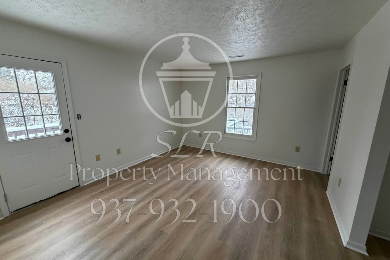 518 Regal Ave - Photo 5 of 8