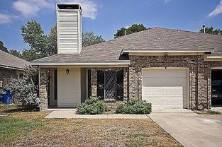 2 Cedar Elm Cir - Photo 1 of 1