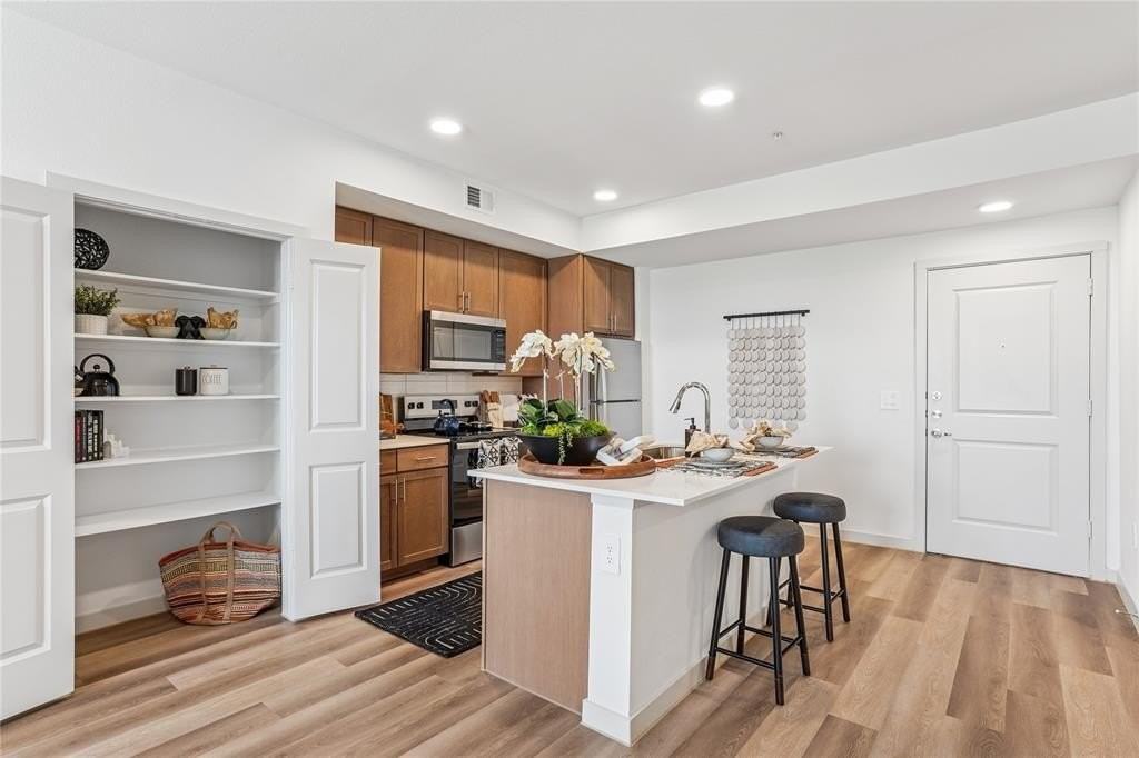 Rockhill Pkwy #2280 - Photo 6 of 21