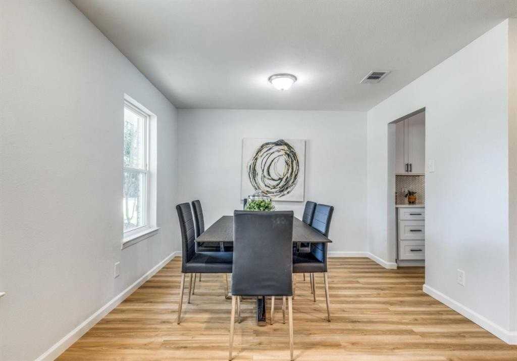 8011 Woodhue Rd - Photo 7 of 14