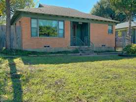 2318 Elmwood Blvd - Photo 1 of 1