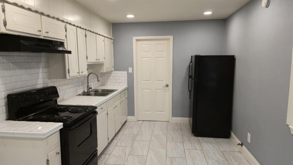 5505 Sun Valley Dr - Photo 6 of 17