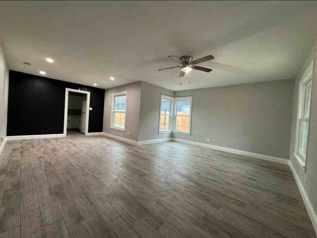 514 Woodrow Ave - Photo 2 of 13