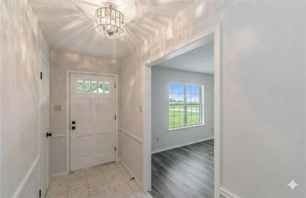 6248 Trail Lake Dr - Photo 2 of 28