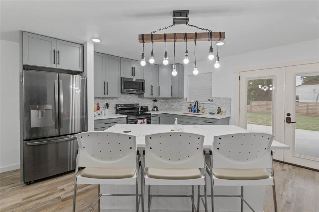 1024 Greenlee St - Photo 6 of 25