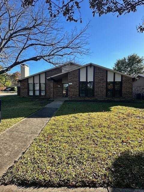 401 Willow Way - Photo 2 of 19