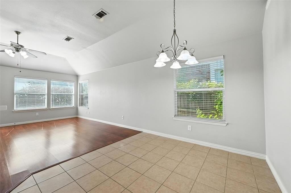 9209 Friendswood Dr - Photo 7 of 17