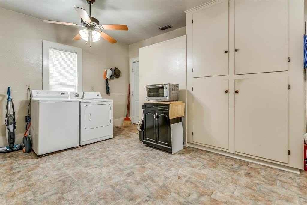 791 N Clinton St - Photo 5 of 27