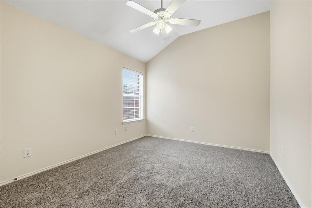 1503 Nightingale Ln - Photo 6 of 20