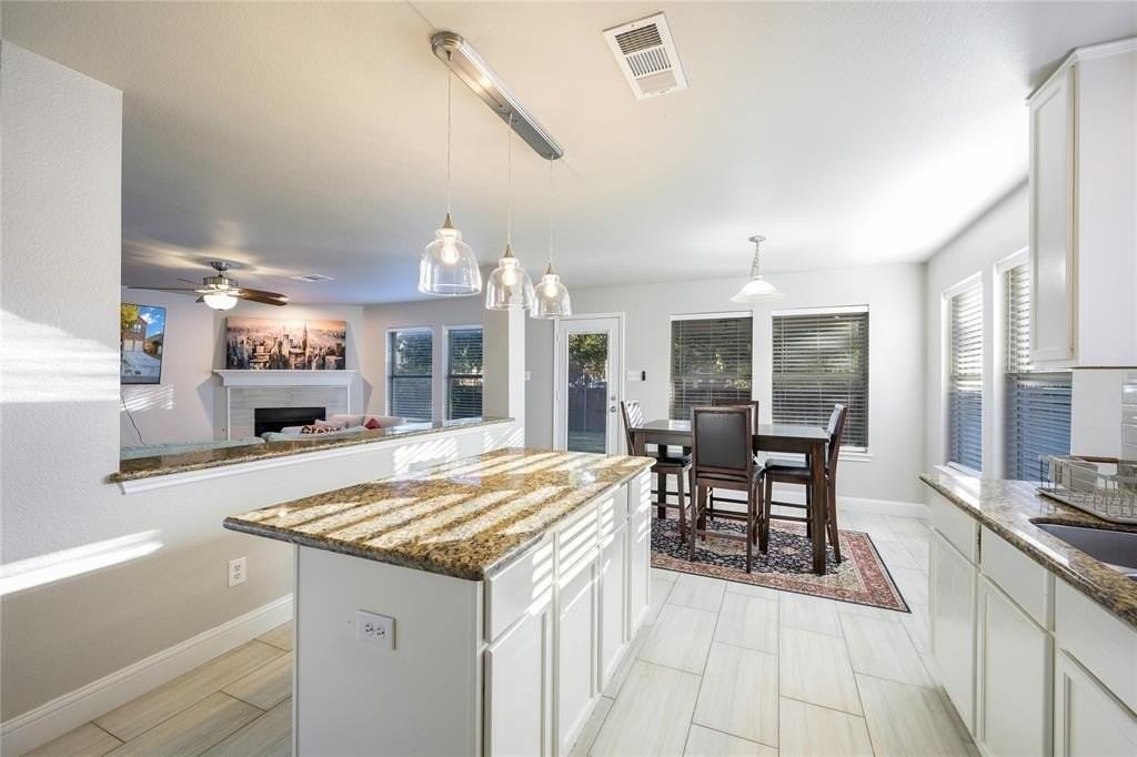 10101 Benwick Dr - Photo 7 of 19