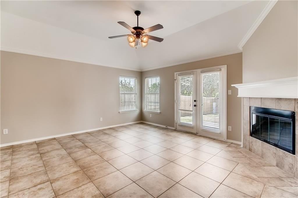 12621 Greenhaven Dr - Photo 4 of 30