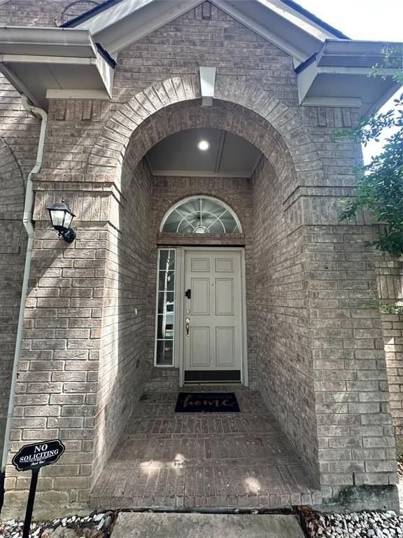 2450 Streamside Ct - Photo 6 of 28