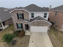 featured image of 909 Cormorant St