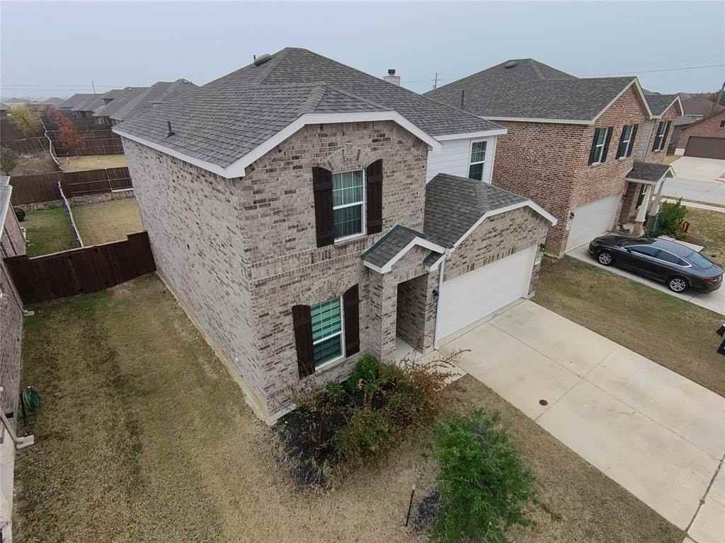 909 Cormorant St - Photo 4 of 23