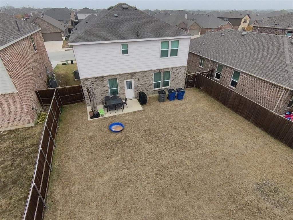 909 Cormorant St - Photo 6 of 23