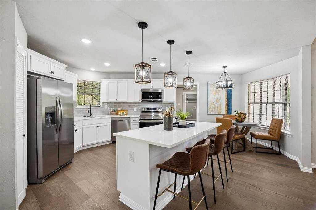 10 Chisholm Trl - Photo 7 of 40