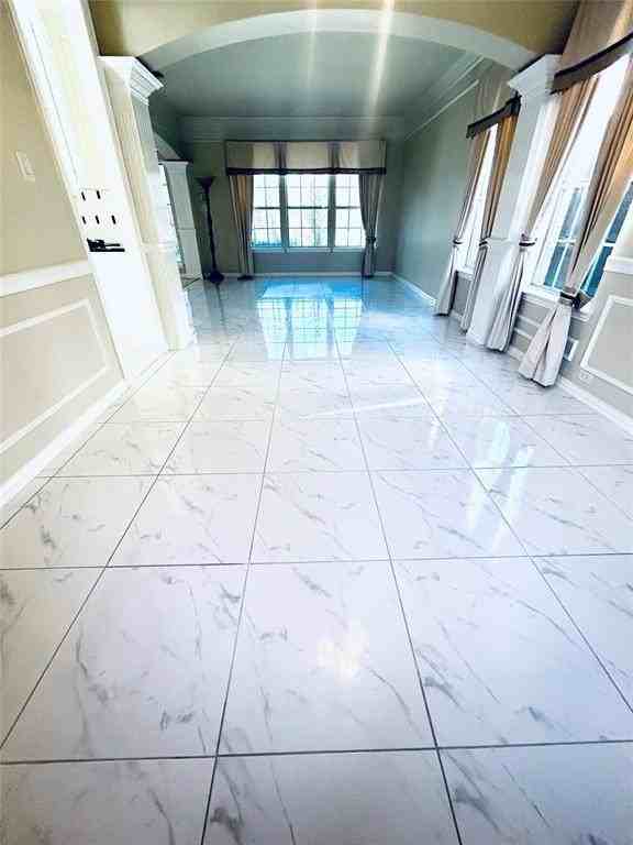 4318 Meadowcove Dr - Photo 5 of 23