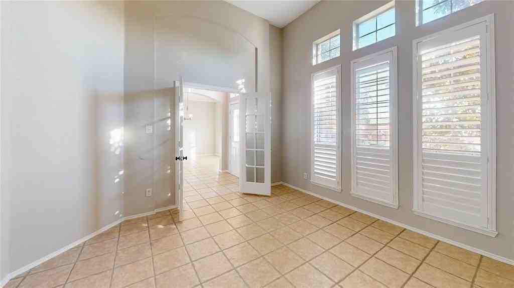 3421 Marsalis Ln - Photo 3 of 23