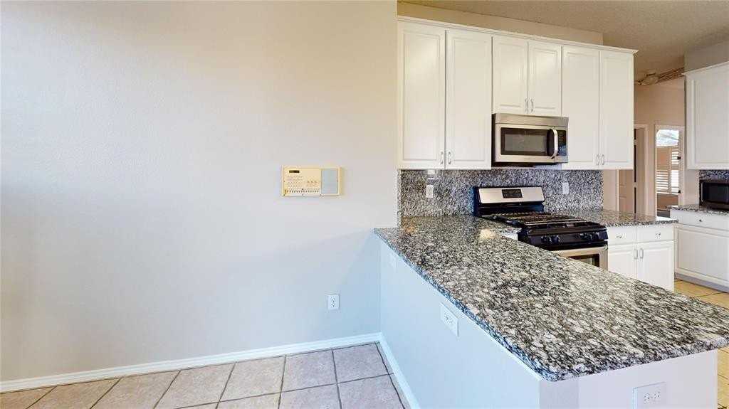 3421 Marsalis Ln - Photo 6 of 23