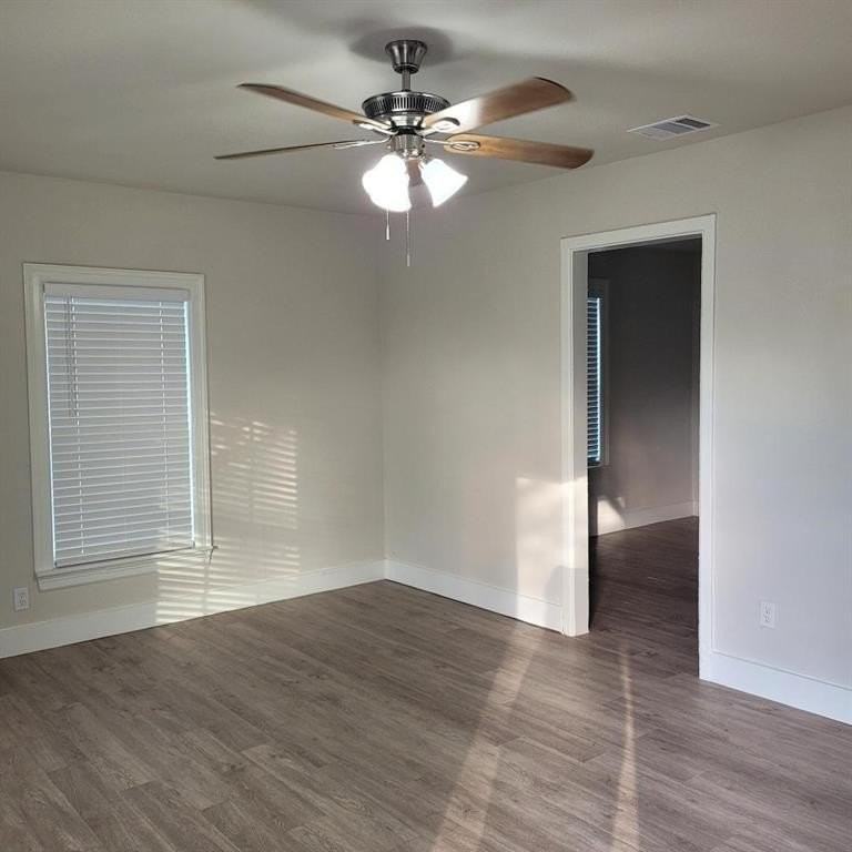 4024 Neches St - Photo 2 of 12