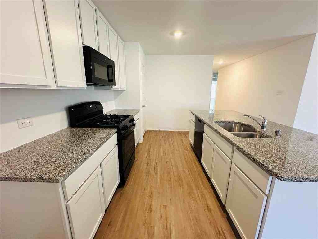 14901 Tejano St - Photo 3 of 20