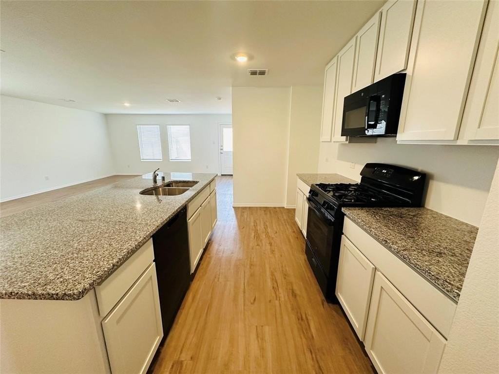 14901 Tejano St - Photo 4 of 20