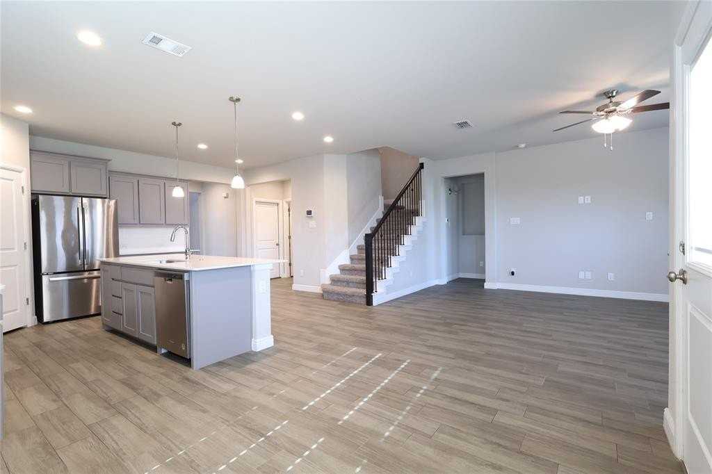 2513 Gray Dr - Photo 7 of 32