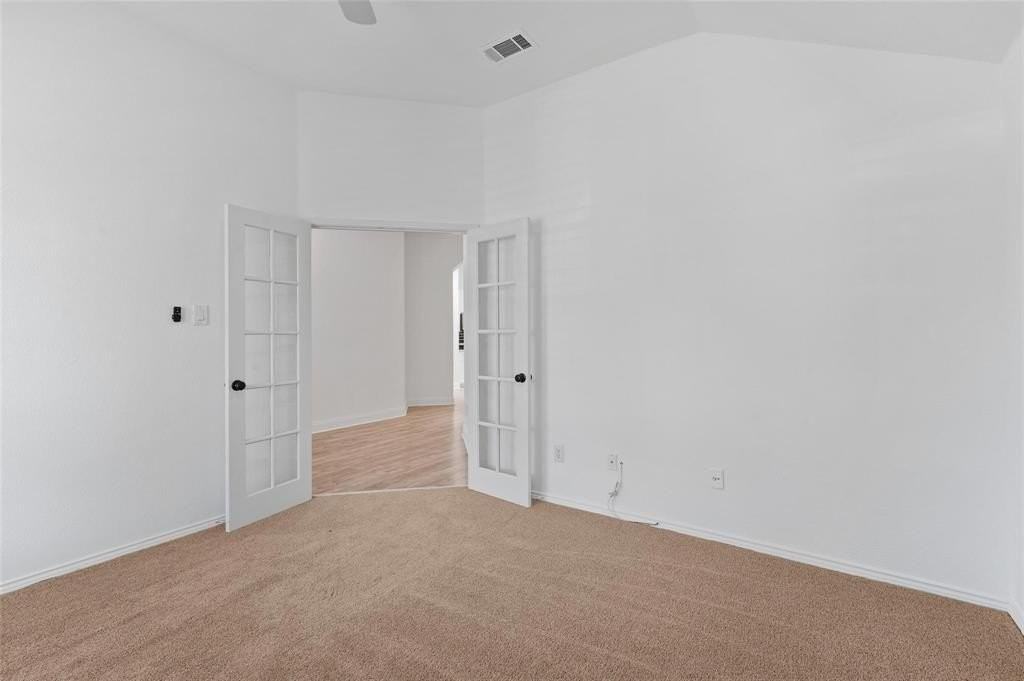 5919 Vista Glen Ln - Photo 2 of 27