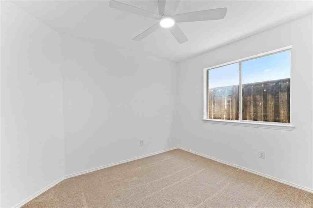 5919 Vista Glen Ln - Photo 7 of 27