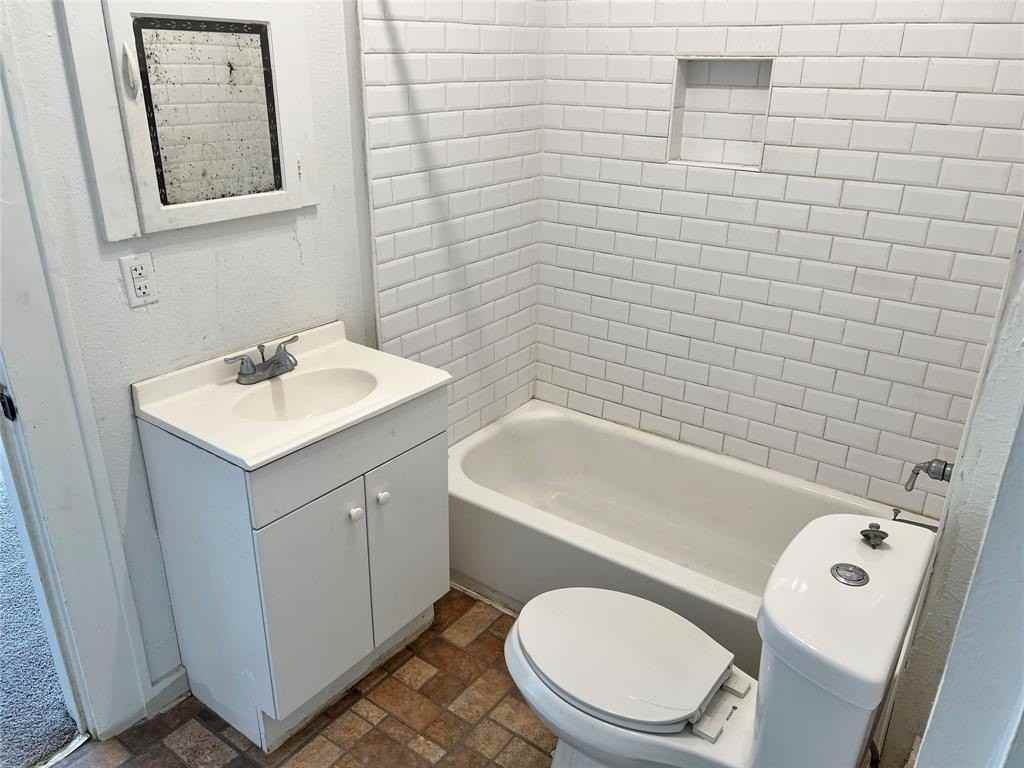 607 Woodbine Ave - Photo 6 of 7