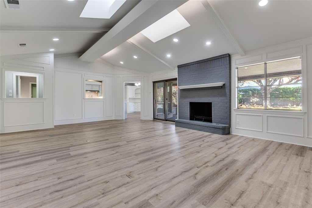 5529 Tanbark Rd - Photo 3 of 12