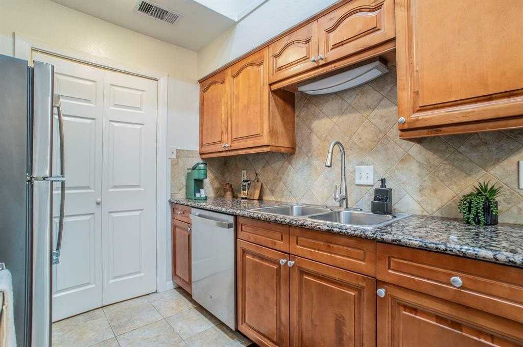 5676 Cedar Creek Dr - Photo 5 of 18