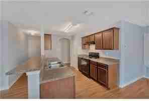 5720 Fathom Dr - Photo 2 of 4