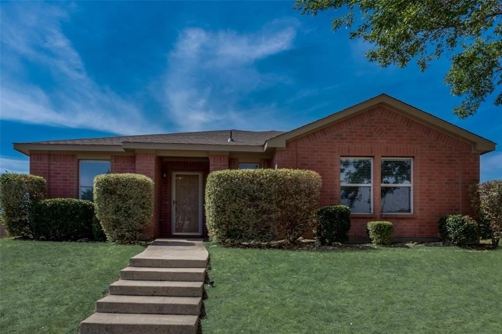 612 Snapdragon Ln - Photo 3 of 13