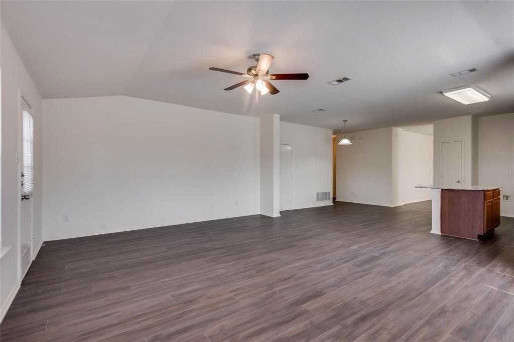 612 Snapdragon Ln - Photo 6 of 13