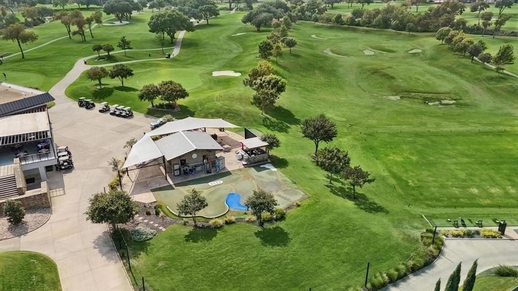 15914 Club Crest Dr #1112 - Photo 6 of 35