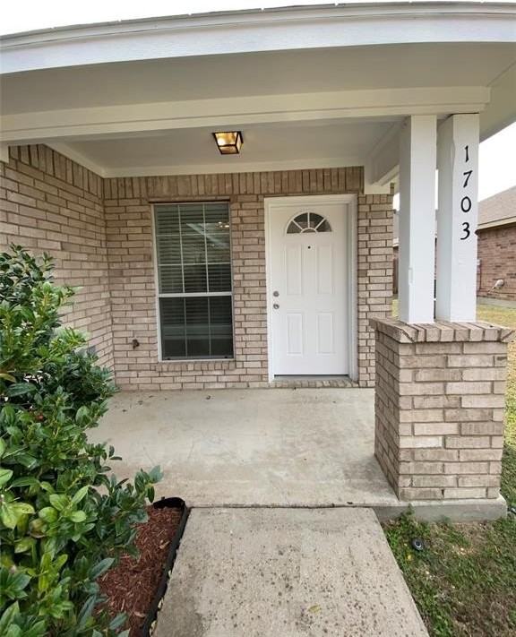 1703 Novella Ct - Photo 3 of 24