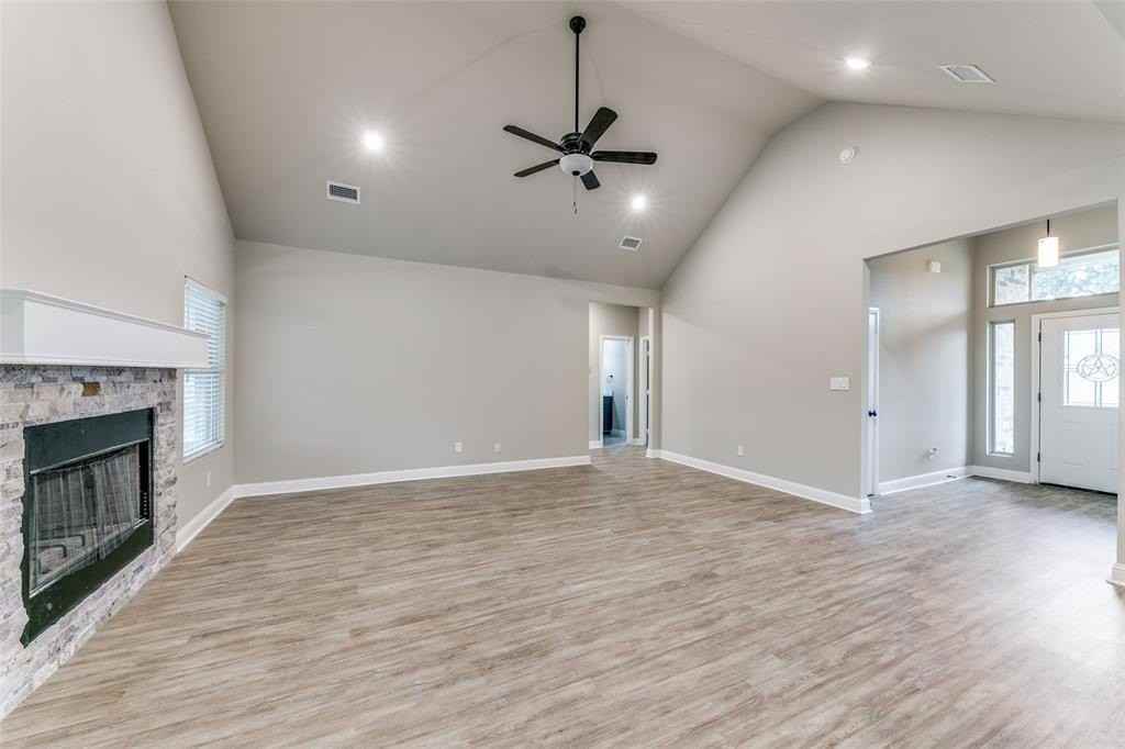 2844 Rodeo Dr - Photo 3 of 25