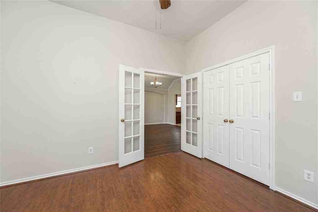 2444 Elm Leaf Ln - Photo 5 of 40