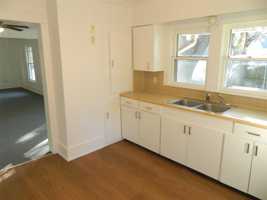 featured image of 110 W Mulberry St