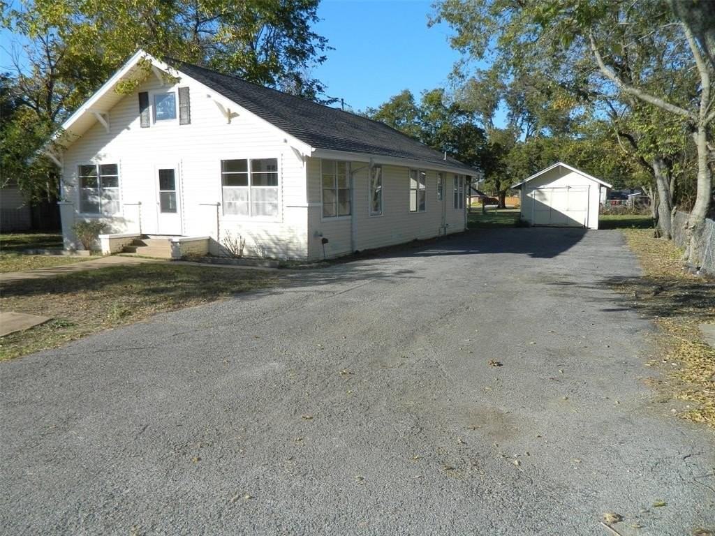 110 W Mulberry St - Photo 2 of 14