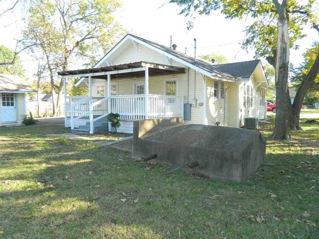 110 W Mulberry St - Photo 5 of 14