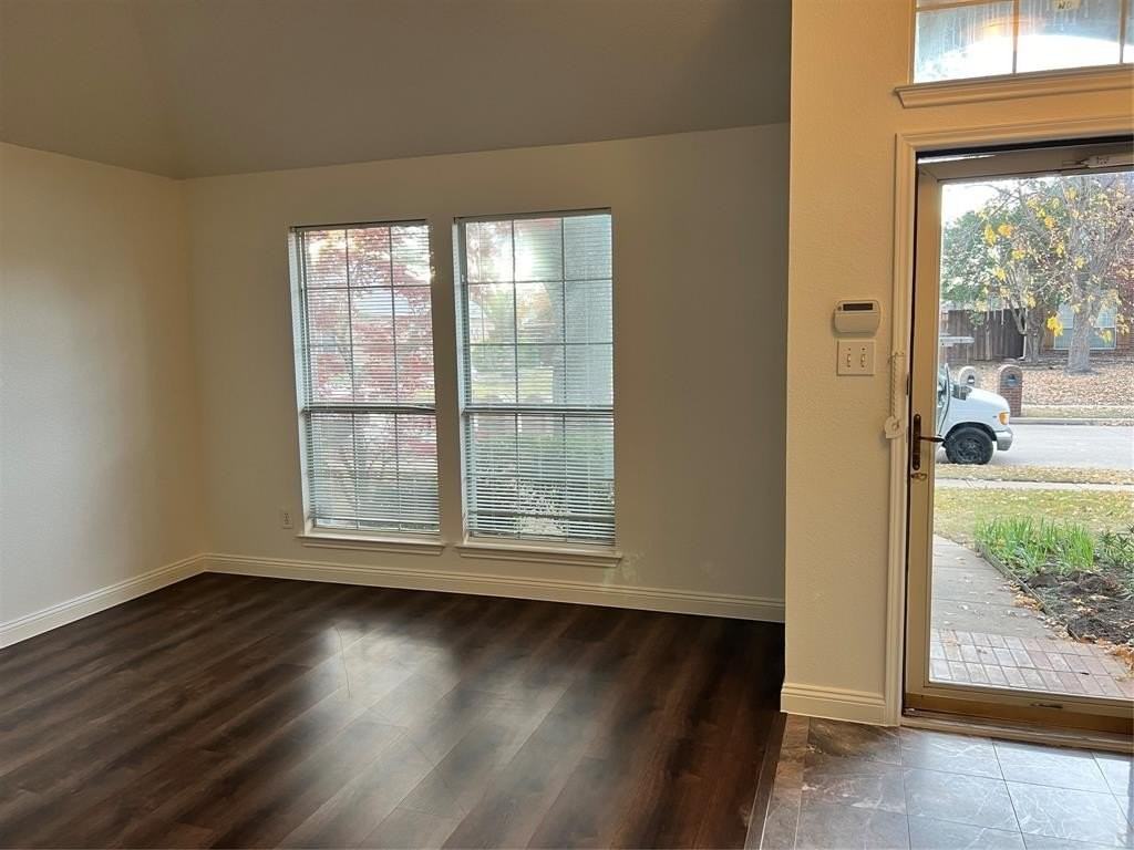 4816 Baton Rouge Blvd - Photo 2 of 24