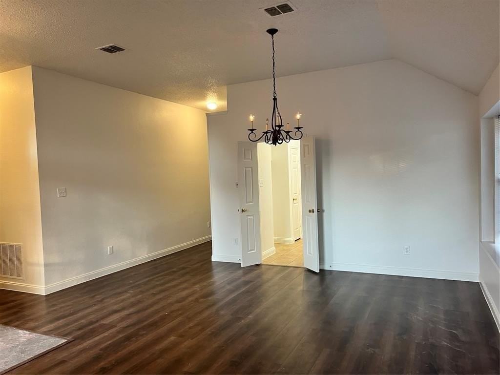 4816 Baton Rouge Blvd - Photo 3 of 24