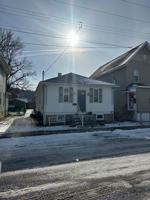 featured image of 1113 5th Ave #1