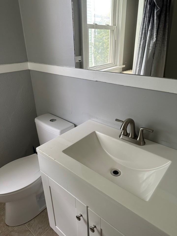 1113 5th Ave #1 - Photo 7 of 10