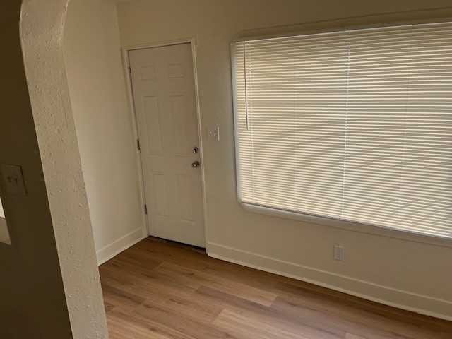 423 14th Ave N - Photo 2 of 7