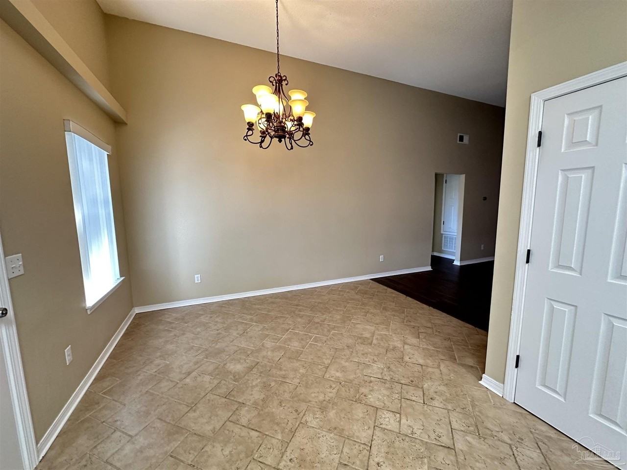 7909 Cayenne Way - Photo 5 of 16