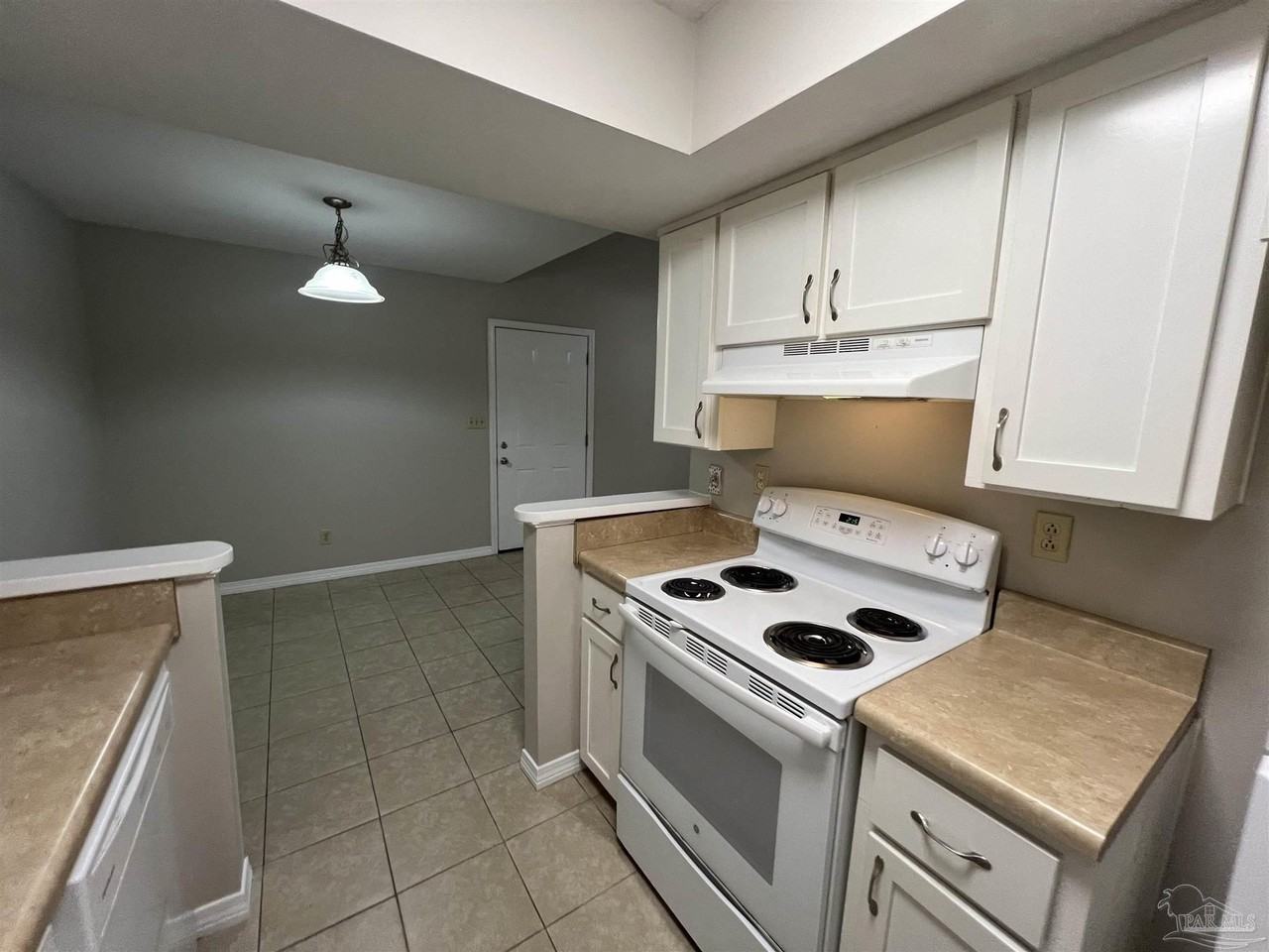 9485 Sunnehanna Blvd - Photo 5 of 24